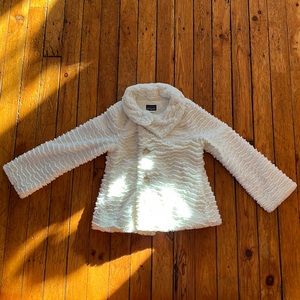 Vintage girls Patagonia  jacket White Faux Fur Jacket size L girls 12